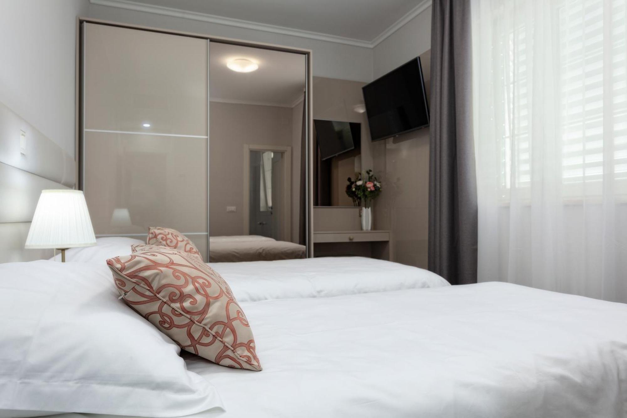 מאלינסקה Deluxe Apartments Vila Carissa חדר תמונה