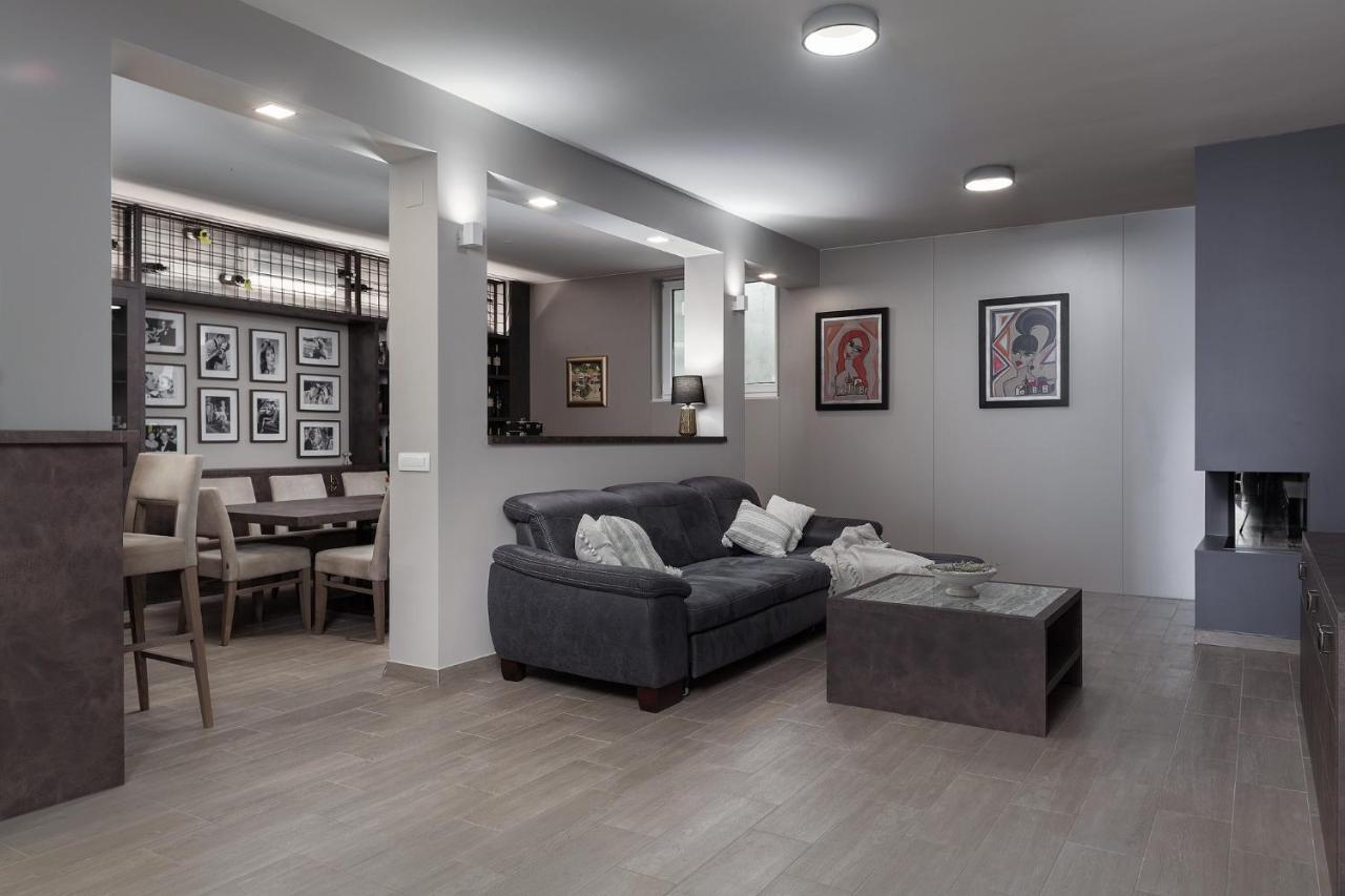 מאלינסקה Deluxe Apartments Vila Carissa מראה חיצוני תמונה